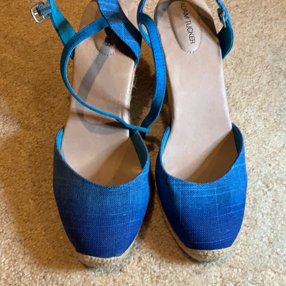 Blue linen wedges